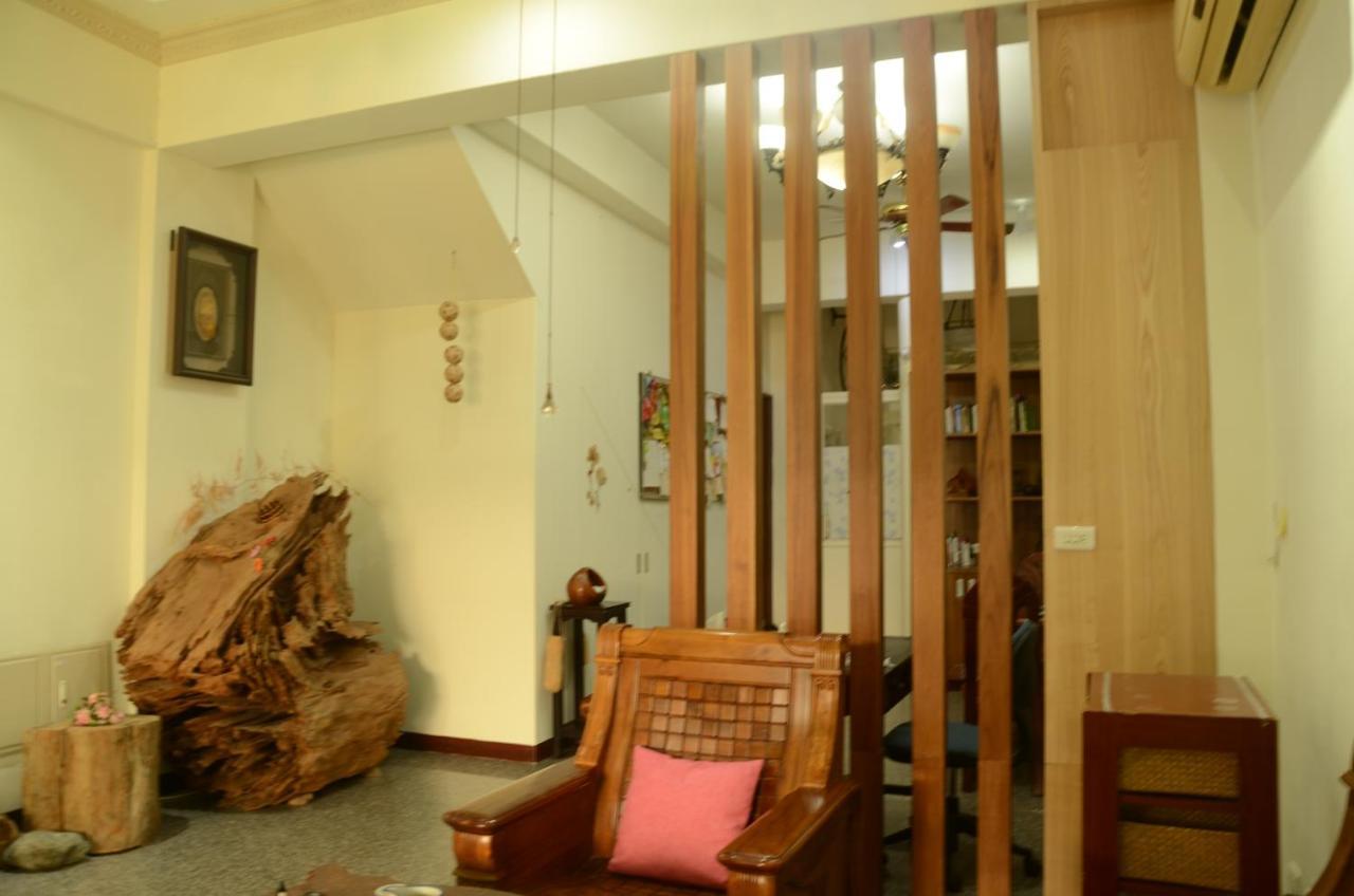 East Of Love Homestay Hualien City Ngoại thất bức ảnh