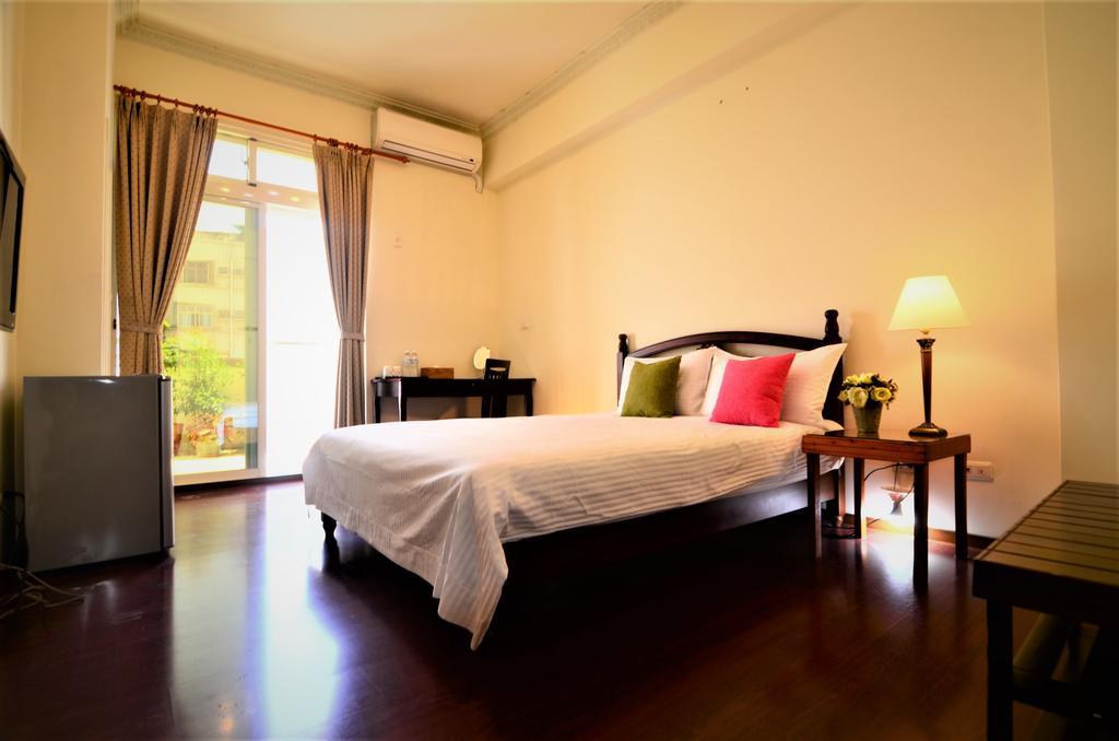 East Of Love Homestay Hualien City Ngoại thất bức ảnh